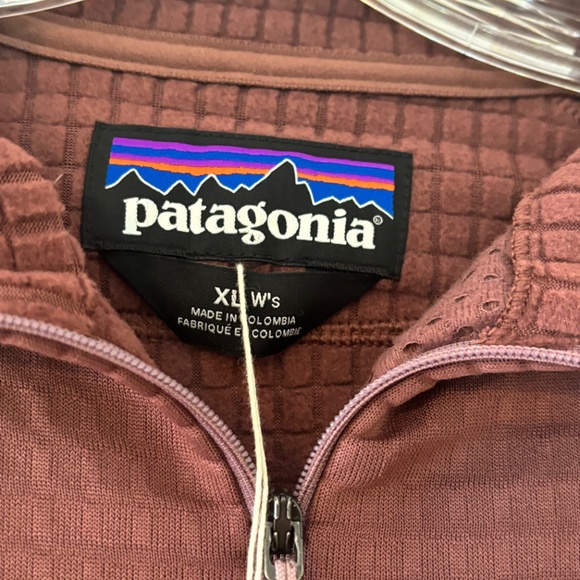 Patagonia Women's R1 Pullover with tags - Picture 2 of 6